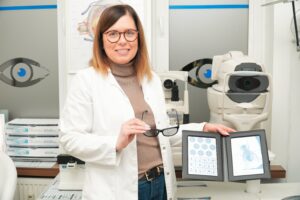 Karolina Leszek Twoje okulary Iława salon optyk optometrysta